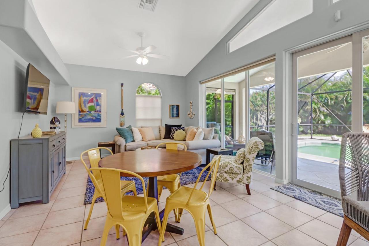 Cozy Beach House - 5 Minutes From Vanderbilt Beach North North Naples Kültér fotó